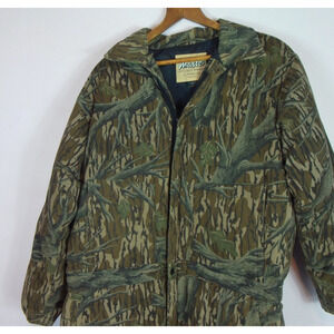 Master Sportsman Rugged Outdoor Gear Mens XL Insulated Camo Hunting Coveralls
